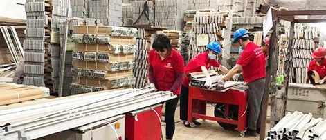 尚禹家具暑期旺季赶工忙 全力保证学生公寓床交付 尚禹家具暑期旺季赶工忙 全力保证学生公寓床交付